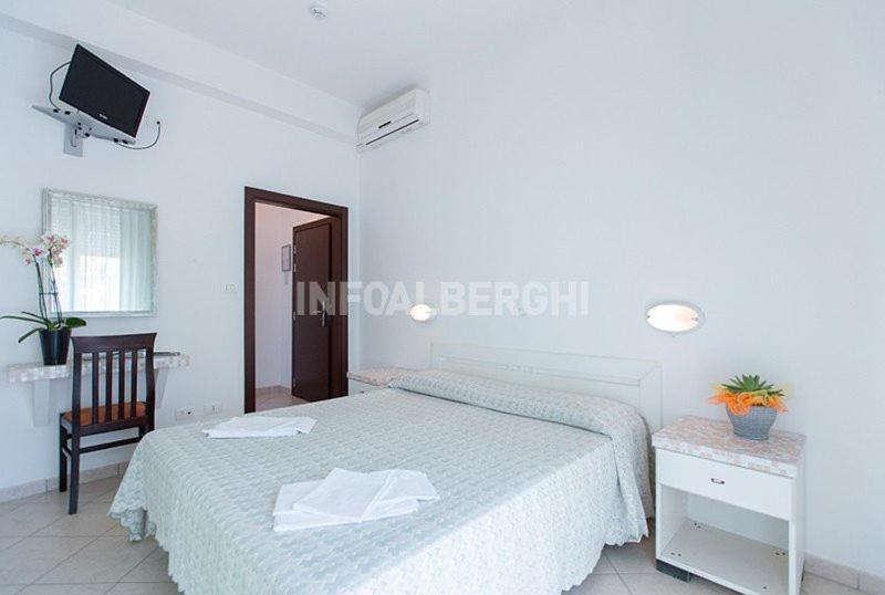 Hotel Napoleon San Mauro Mare Dış mekan fotoğraf