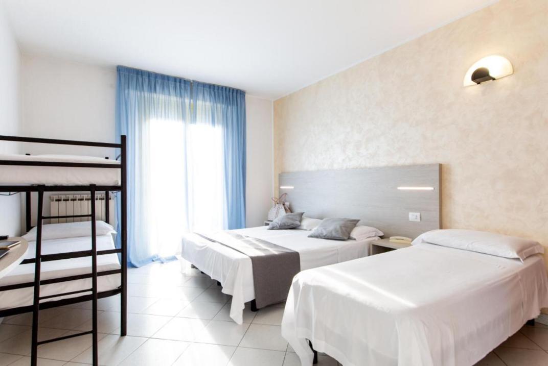 Hotel Napoleon San Mauro Mare Dış mekan fotoğraf
